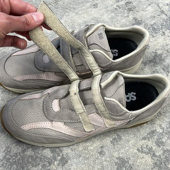 SAS TMV Walking Sneaker Hook and Loop Straps Comfort Taupe Sz 9 - Picture 9 of 12